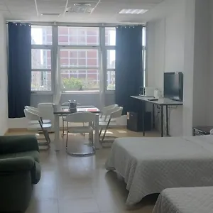 apartamentos-bahia-de.es-andalucia.com/